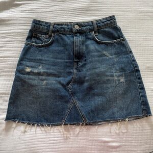BDG Urban Outfitters Denim Mini Skirt Distressed Raw Hem Medium Wash Size Small
